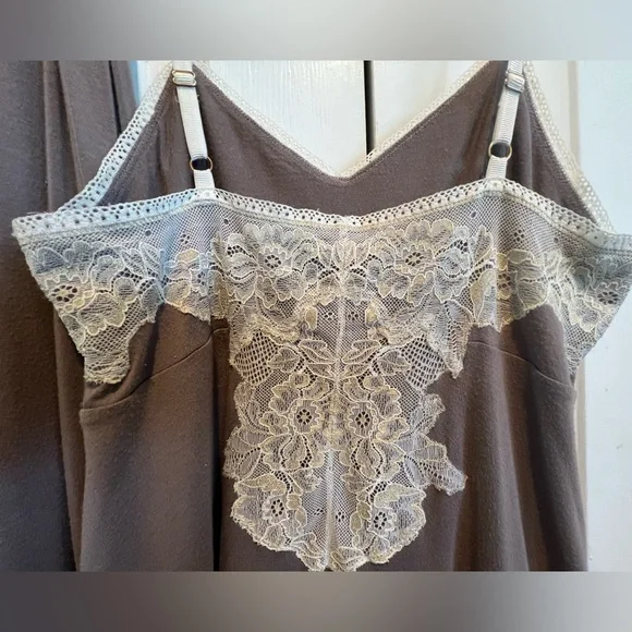 SOMA 2 Pc Lace-Trim Camisole : Pajama Set in Taupe and Ivory w Metallic Gold - Picture 6 of 13